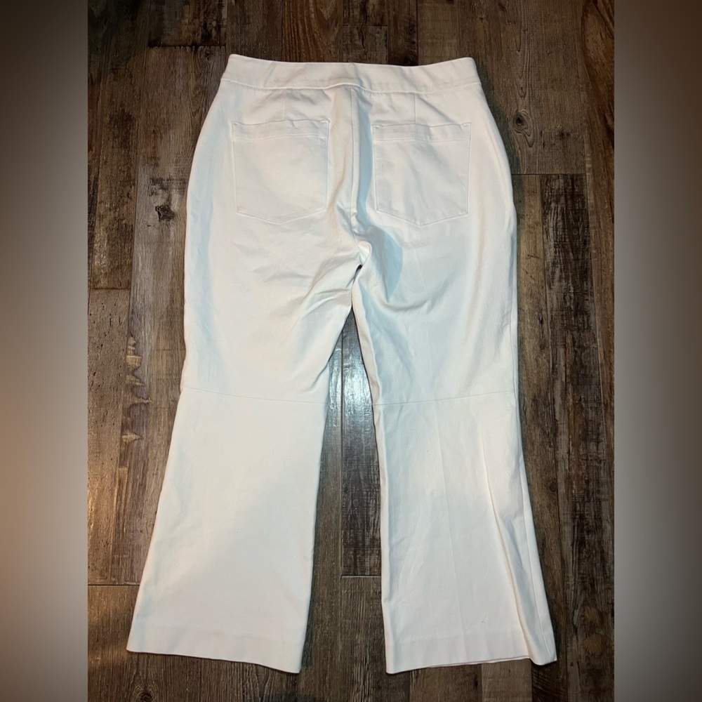 Spanx On-The-Go Cropped Kick Flare Pants Classic White Size Large - Picture 6 of 7